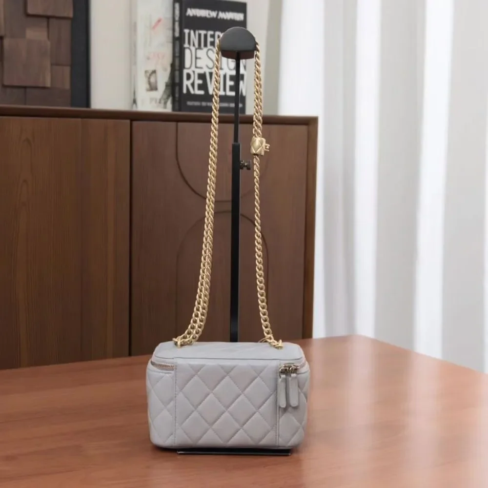 Chanel Women Pre-Loved Bag Very Good Condition